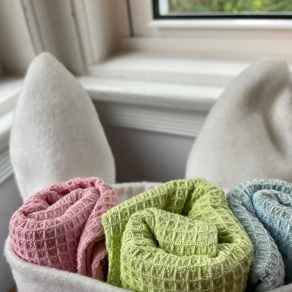 Plush Bunny Towel Holder - Picture 8 of 8